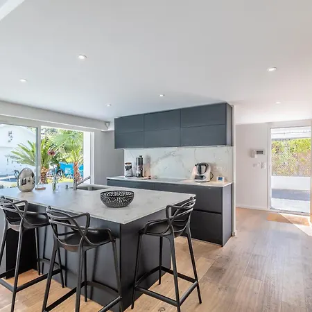 Noa - Superbe Piscine 8 Personnes *