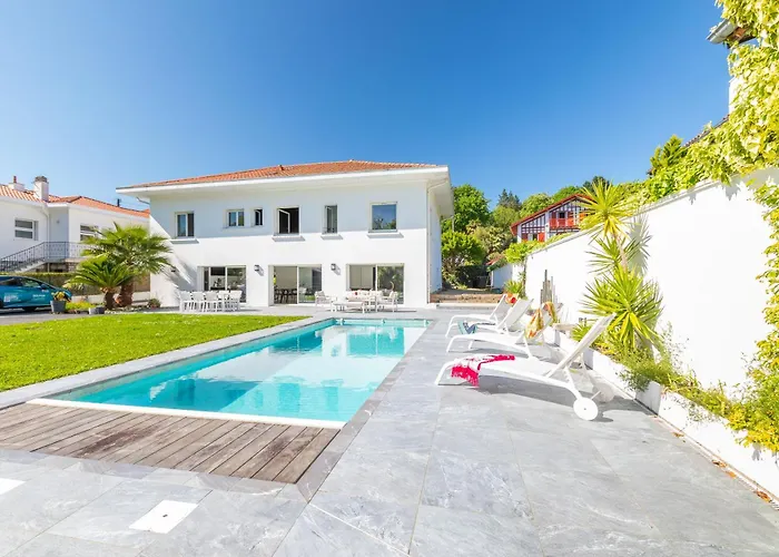 Noa - Superbe Piscine 8 Personnes *